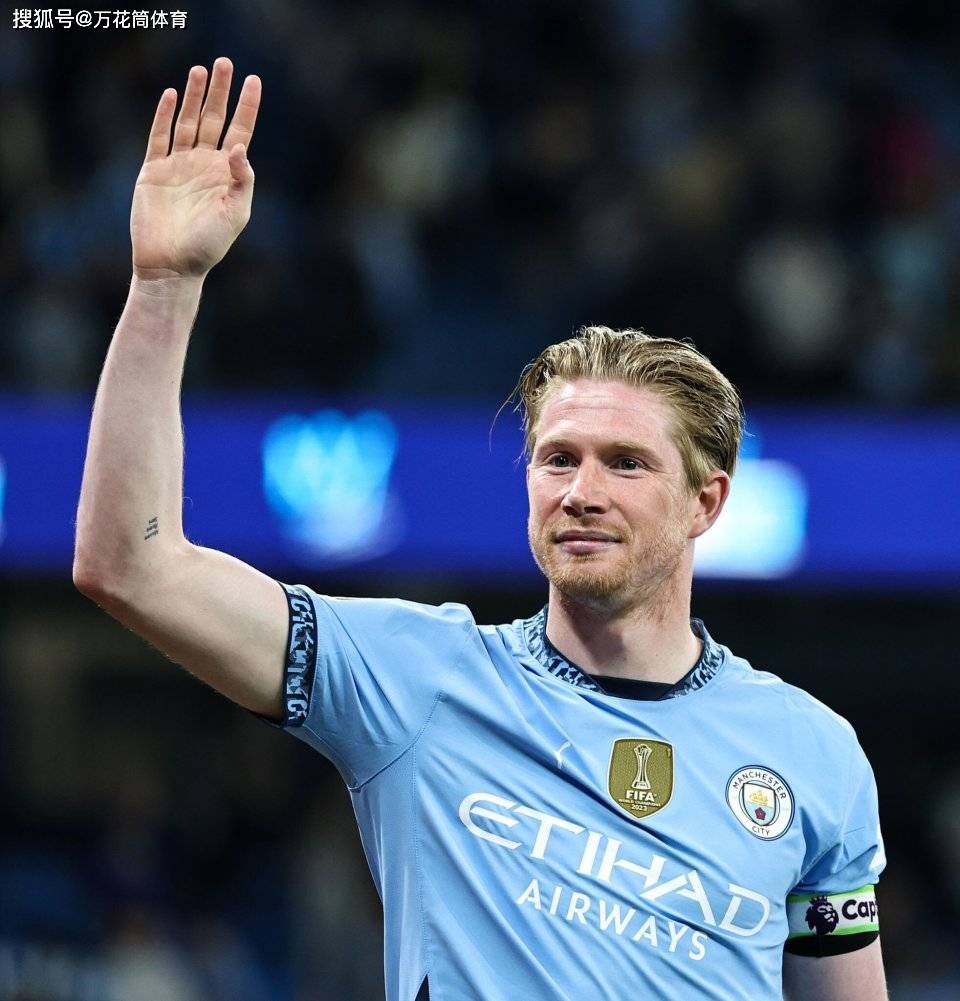 一竞技-关于橄榄球夜战：关中飞鹰队读秒扳平陇右犀牛队，主帅临场妙招定位球制造杀机的信息