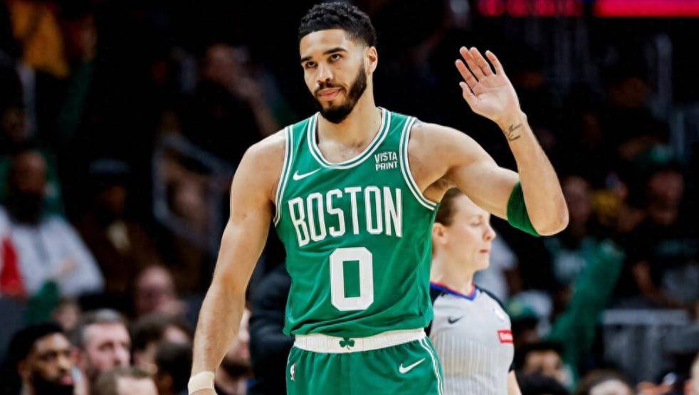 1竞技-包含塔图姆连续五场比赛得分超过挺进下一轮,美国队挑战极限!的词条