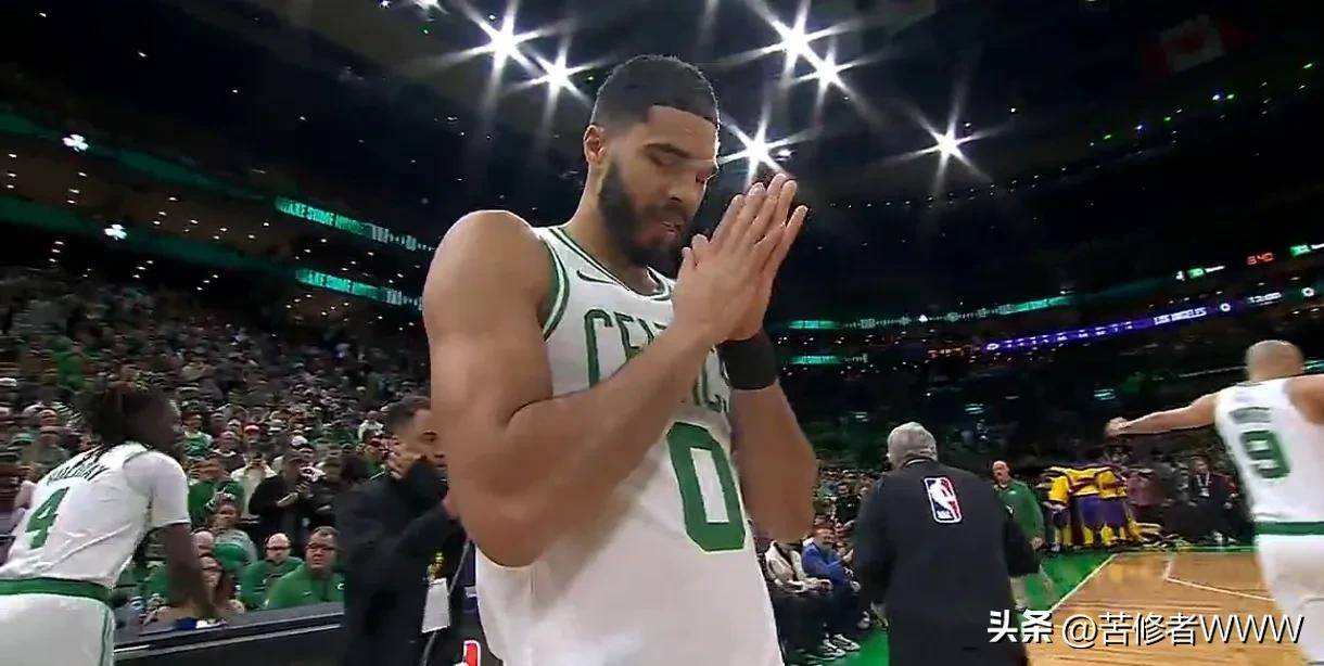 1竞技-塔图姆在湖人比赛中出色防守，高光表现引发热议！的简单介绍