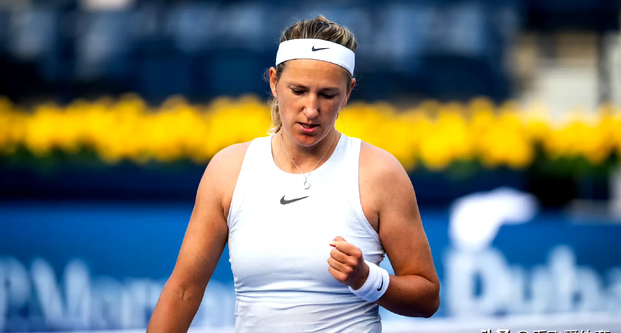 1JJ-阿扎伦卡回归赛场，出色防守首场状态亮眼，皇家马德里观众沸腾！的简单介绍